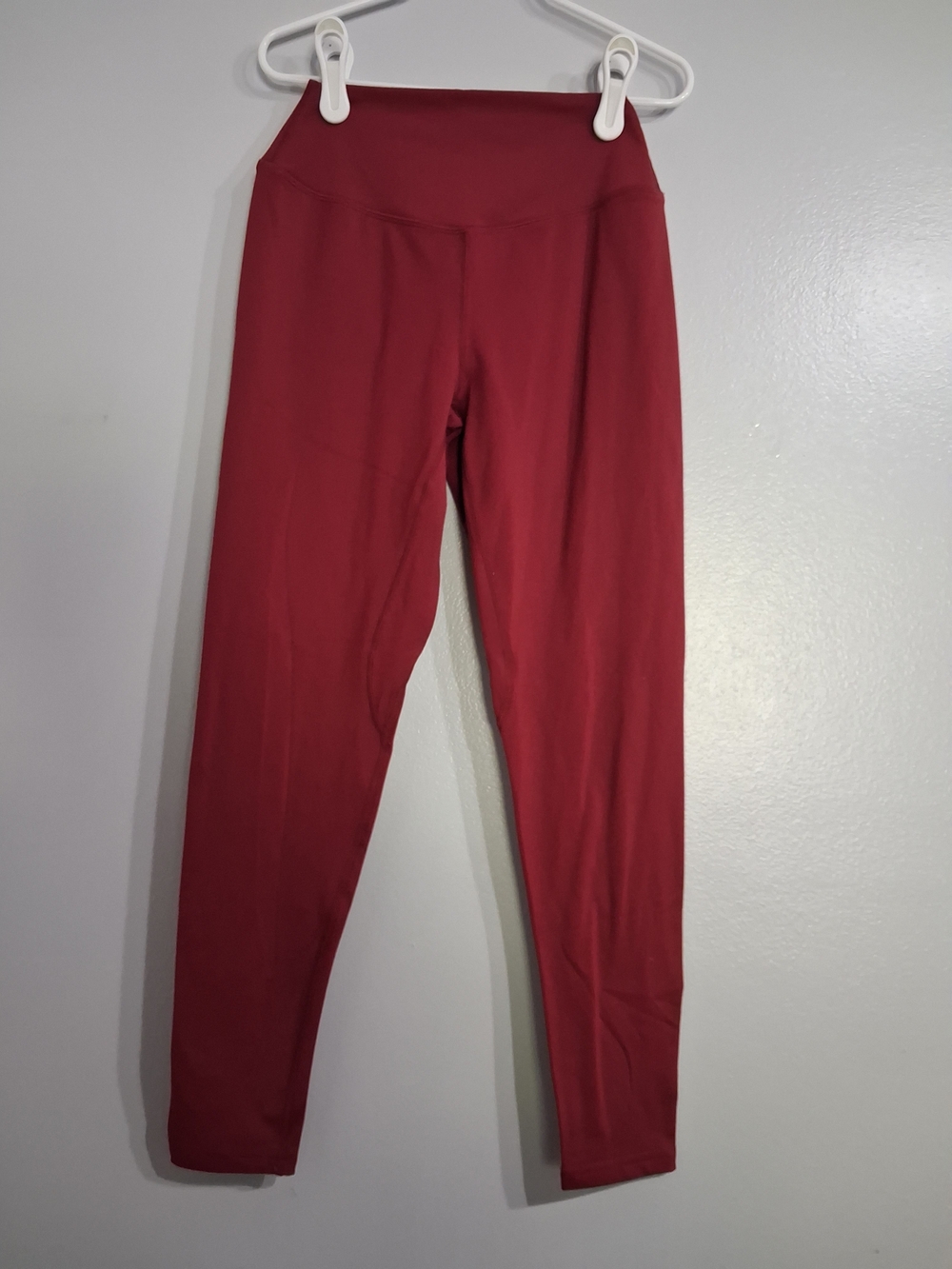 Balance Athletica Cloud Pant Leggings High Waisted V-Seam Red Burgundy S